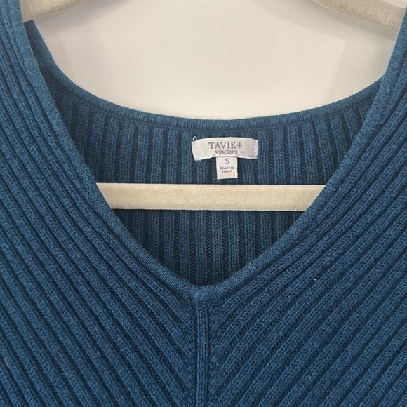 Women's V-Neck Sweater - Teal - Picture 2 of 3